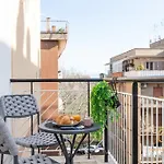 Teano - 10min To Colosseo, 100mt To Metro, A-c, 2 Bedrooms Appartement