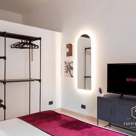 Teano - 10min To Colosseo, 100mt To Metro, A-c, 2 Bedrooms Rome